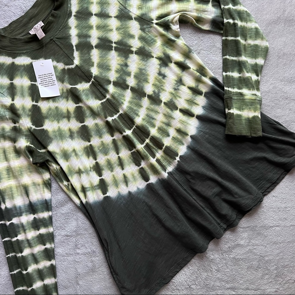 NWT LOGO By Lori Goldstein Coleigh Tunic Top Long Sleeve Cotton Green Tie Dye